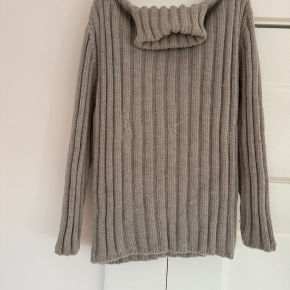 Vintage Chunky Cream Turtleneck - Picture 2 of 2